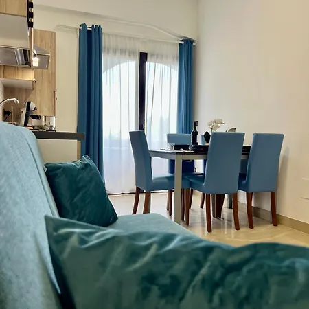 Kalispera מלון דירות 3*