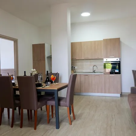 Hotel apartamentowy Kalispera Scalea