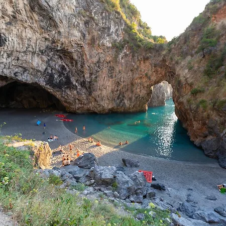 Hotel apartamentowy Kalispera Scalea