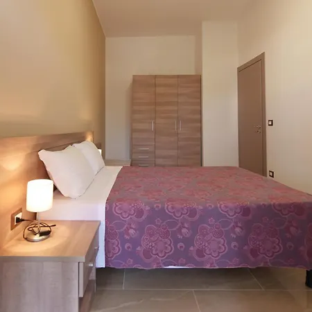 Kalispera Aparthotel