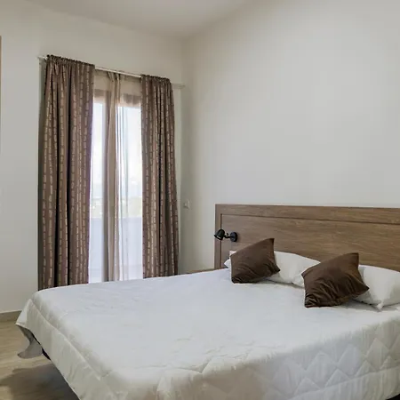 Apartmanhotel Kalispera 3*